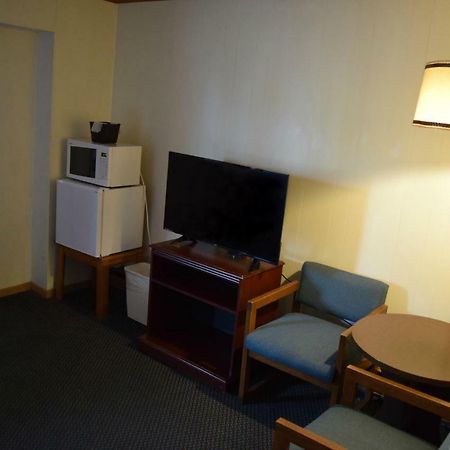 سو ساينت ماري Mid-City Motel المظهر الخارجي الصورة